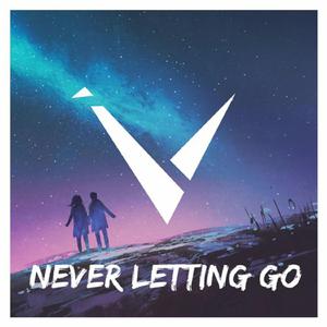 小美女性爱车轮战
